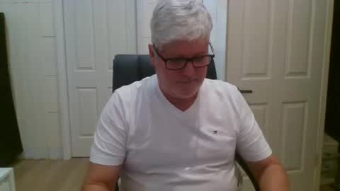 Snapshot of viper654321 chatting on 06.06.26 viper654321 online show from 06.06.26