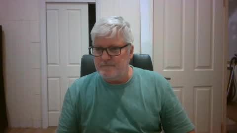 Snapshot of viper654321 chatting on 06.23.26 viper654321 online show from 06.23.26