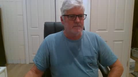 Snapshot of viper654321 chatting on 06.24.26 viper654321 online show from 06.24.26