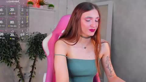 Snapshot of virdjinia_green chatting on 06.07.26 Virdjinia online show from 06.07.26