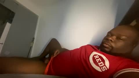 Elle Hood online show from 10.26.25