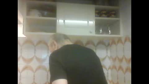 Snapshot of virgomandel chatting on 10.27.25 virgomandel online show from 10.27.25