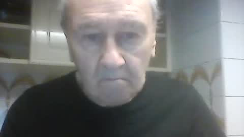 Snapshot of virgomandel chatting on 11.29.25 virgomandel online show from 11.29.25