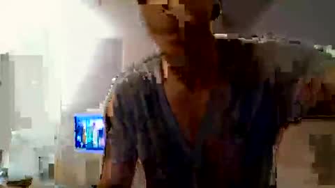 Omoje Ultra Mega online show from 04.15.26