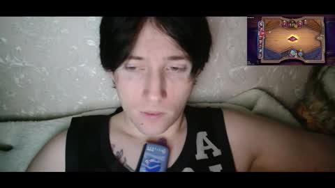 Snapshot of vitiligoboyy chatting on 12.20.25 vitiligoboyy online show from 12.20.25