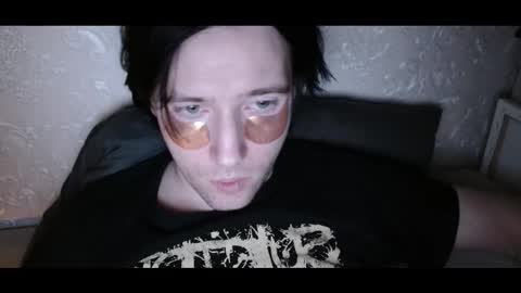 Snapshot of vitiligoboyy chatting on 02.13.26 vitiligoboyy online show from 02.13.26