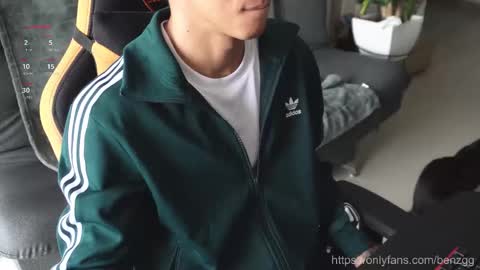 VITO BENZ online show from 11.20.25