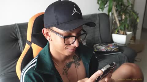 VITO BENZ online show from 01.10.26