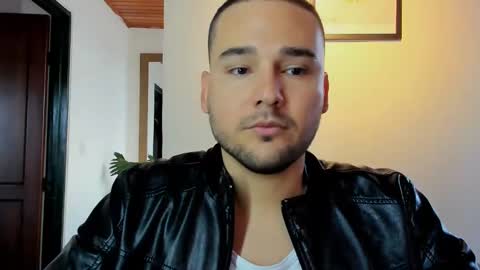 Snapshot of vito_ferrero chatting on 01.16.25 Vito Ferrer online show from 01.16.25