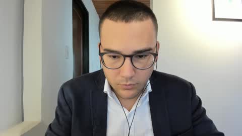 Snapshot of vito_ferrero chatting on 02.05.25 Vito Ferrer online show from 02.05.25