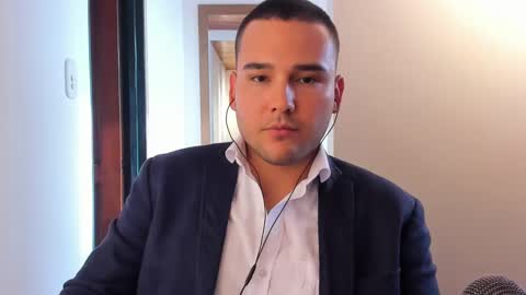 Snapshot of vito_ferrero chatting on 02.05.25 Vito Ferrer online show from 02.05.25