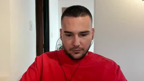 Snapshot of vito_ferrero chatting on 02.14.25 Vito Ferrer online show from 02.14.25