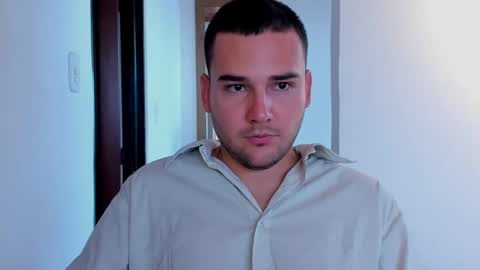 Snapshot of vito_ferrero chatting on 02.25.25 Vito Ferrer online show from 02.25.25