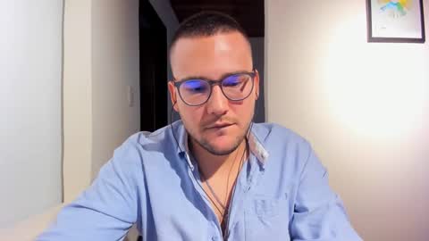 Snapshot of vito_ferrero chatting on 03.03.25 Vito Ferrer online show from 03.03.25