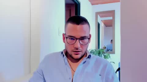 Snapshot of vito_ferrero chatting on 03.04.25 Vito Ferrer online show from 03.04.25