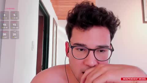 Snapshot of vito_ferrero chatting on 09.12.25 Vito Ferrer online show from 09.12.25