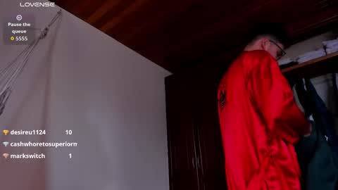 Snapshot of vito_ferrero chatting on 09.27.25 Vito Ferrer online show from 09.27.25