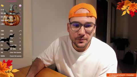 Snapshot of vito_ferrero chatting on 10.03.25 Vito Ferrer online show from 10.03.25