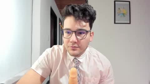 Snapshot of vito_ferrero chatting on 10.24.25 Vito Ferrer online show from 10.24.25