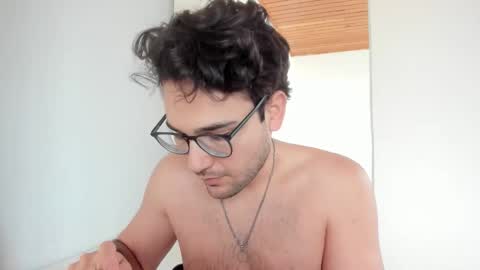 Snapshot of vito_ferrero chatting on 02.22.26 Vito Ferrer online show from 02.22.26