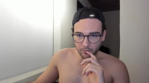 Vito Ferrer online show from 03.10.26