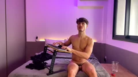 vitoraugustoxxx online show from 10.10.25