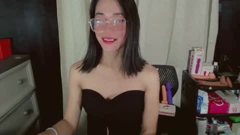Snapshot of vivahotbabessandra chatting on 02.22.26 SANDRA GOING YOU online show from 02.22.26