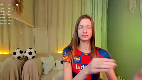 Snapshot of vivalavika chatting on 07.07.26 just Vi online show from 07.07.26