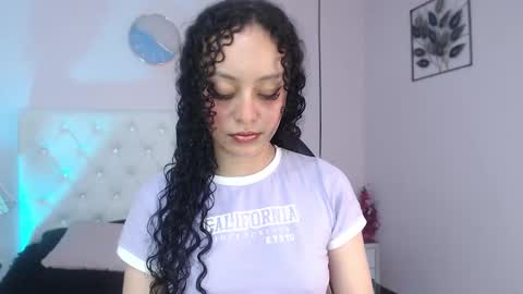 Vivi online show from 10.17.25