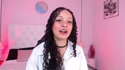 Vivi online show from 10.18.25