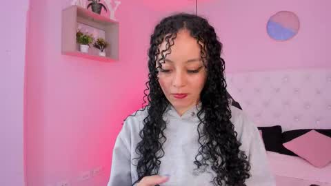 Vivi online show from 11.03.25