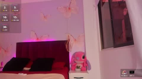 Viviana  online show from 09.11.25