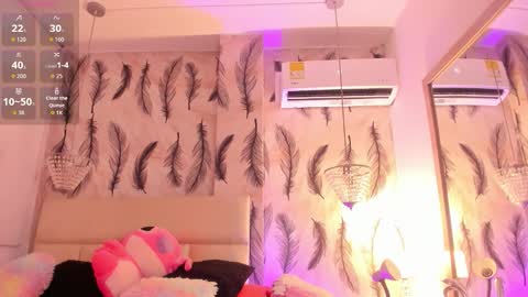 Viviana  online show from 10.15.25