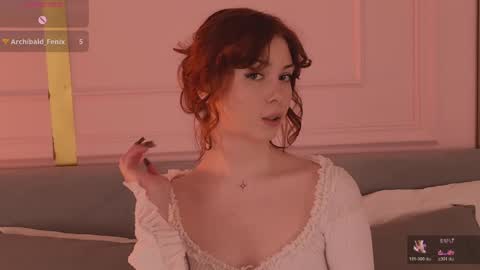 Snapshot of vivi_west chatting on 04.28.26 vivi_west online show from 04.28.26