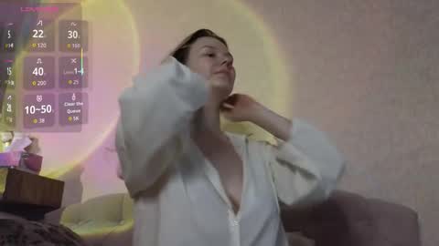 Snapshot of vivian_alison chatting on 03.03.26 vivian_alison online show from 03.03.26