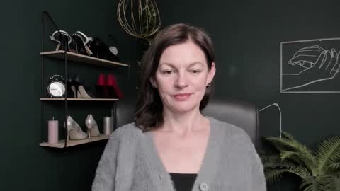 Snapshot of vivian_dream chatting on 10.28.25 Vivian online show from 10.28.25