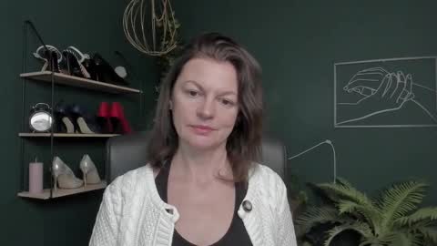 Snapshot of vivian_dream chatting on 11.10.25 Vivian online show from 11.10.25