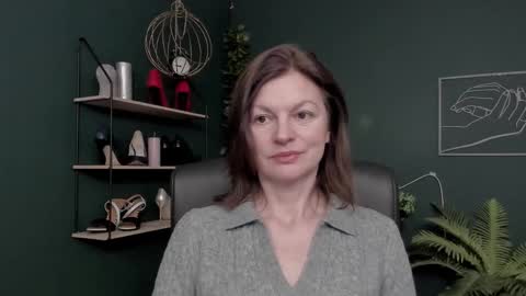 Snapshot of vivian_dream chatting on 12.03.25 Vivian online show from 12.03.25