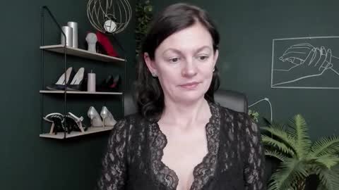 Vivian online show from 03.07.26