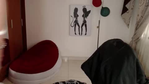 vivian_milf_paint online show from 11.14.25