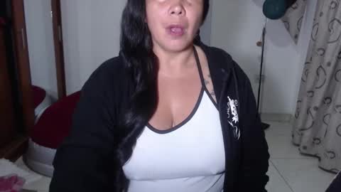 vivian_milf_paint online show from 02.26.26