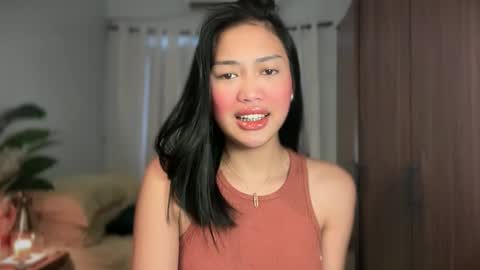 Snapshot of vivian_roberts chatting on 05.18.26 Vivian online show from 05.18.26