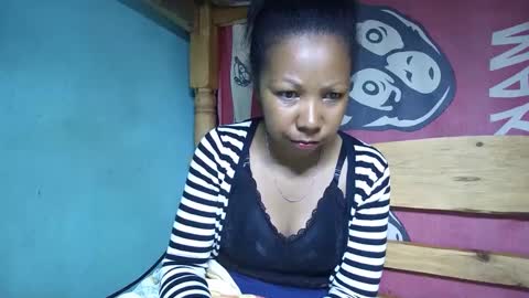 viviane0812 online show from 02.28.25