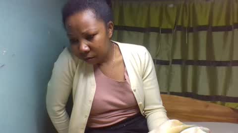 viviane0812 online show from 09.13.25