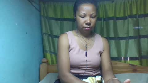 viviane0812 online show from 09.24.25