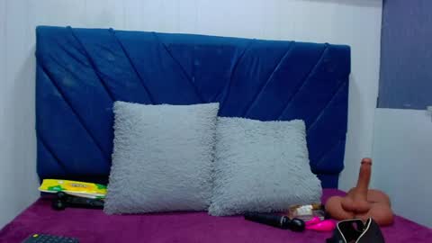 Snapshot of vivianrose3x chatting on 10.29.25 VivianRose online show from 10.29.25