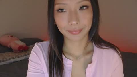 vivianwinters online show from 10.21.25