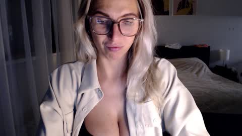 VI       online show from 12.17.24