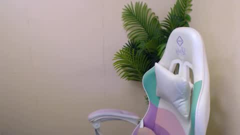 Vivien online show from 01.25.25