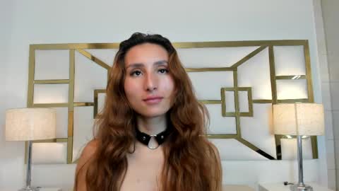 Snapshot of vivieneluxe chatting on 06.07.26 Viviene online show from 06.07.26